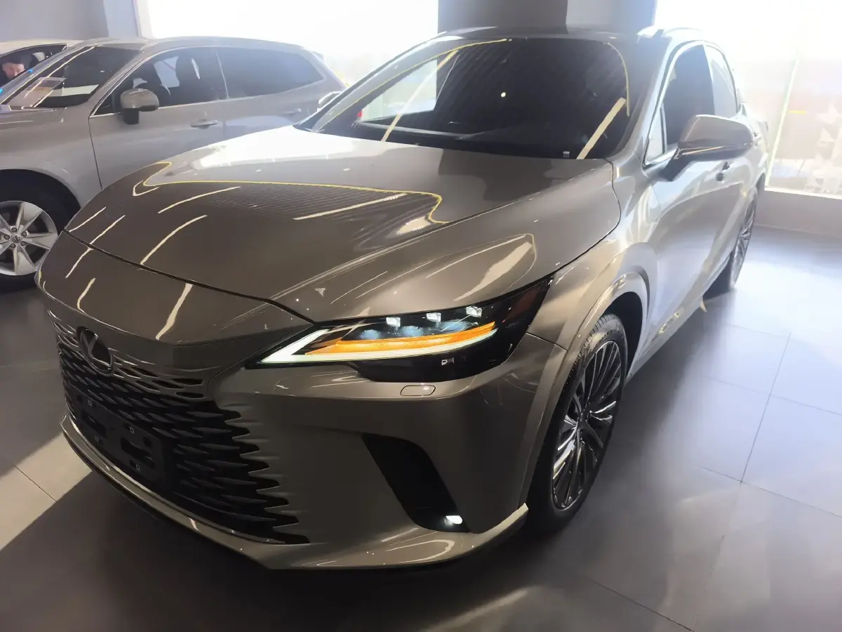 2023 Lexus RX 2.5L 189HP L4 E-CVT Hybrid