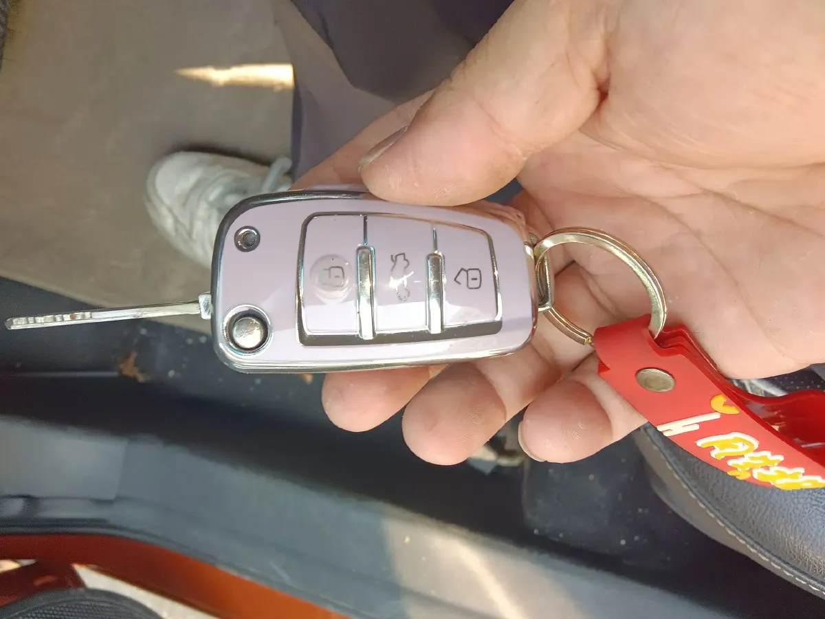 2015 JAC Refine S2 1.5L 113HP L4 CVT,autocango,china used car exporter,china ev exporter,chinese used car exporter,chinese used ev exporter