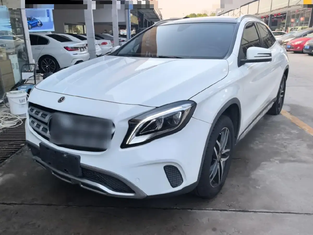 2017 Mercedes-Benz GLA Class 1.6T 156HP L4 7DCT