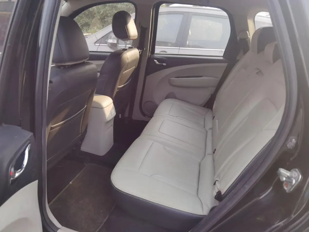 2016 DongFeng Forthing Joyear X3 1.5L 120HP L4 5MT,autocango,china used car exporter,china ev exporter,chinese used car exporter,chinese used ev exporter