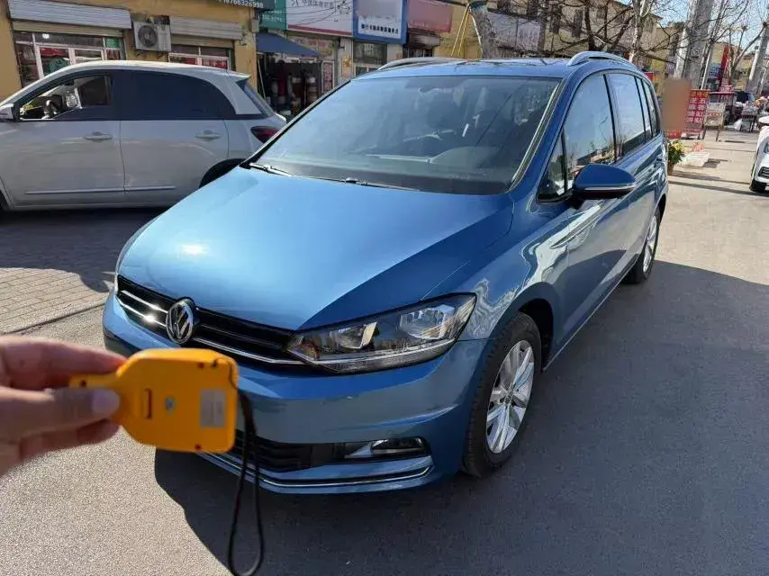 2018 Volkswagen Touran 1.4T 150HP L4 7DCT