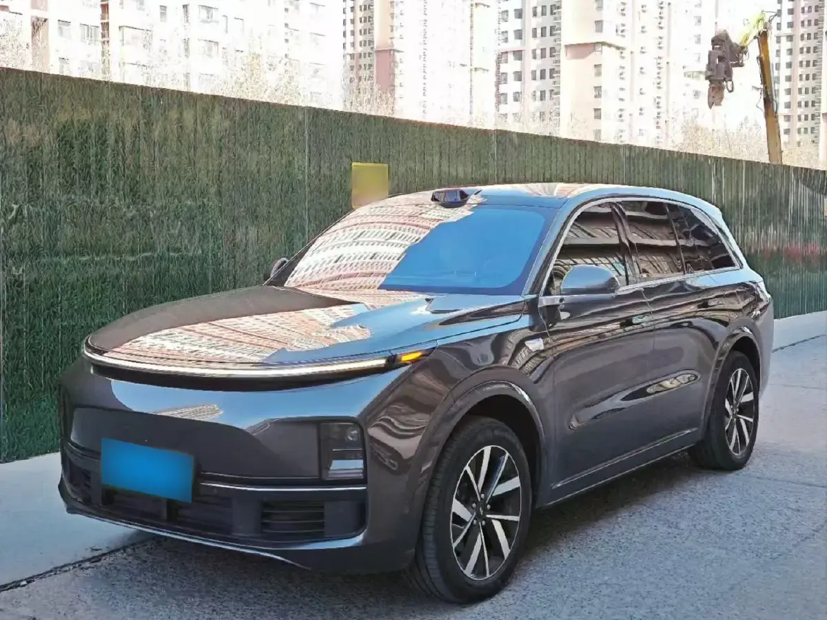 2023 Li L8 Range Extended 154HP REEV 40.9KWH