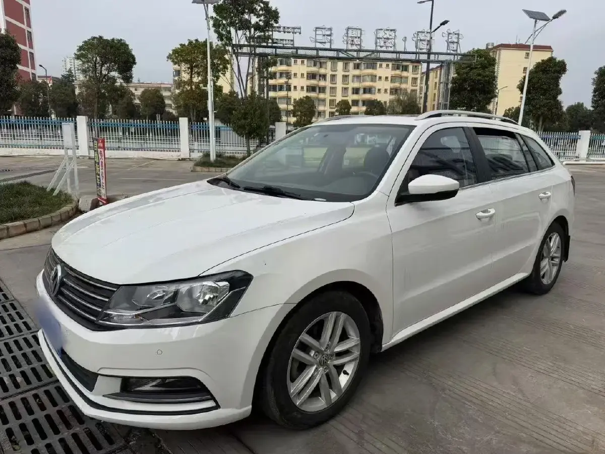 2017 Volkswagen Gran Lavida 1.2T 110HP L4 7DCT