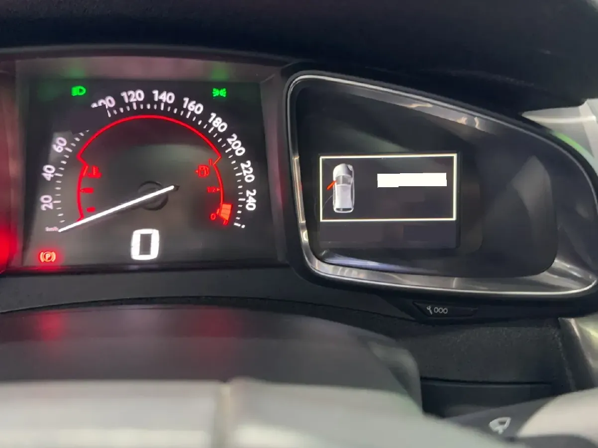 2014 DS 5 1.6T 163HP L4 6AT,autocango,china used car exporter,china ev exporter,chinese used car exporter,chinese used ev exporter