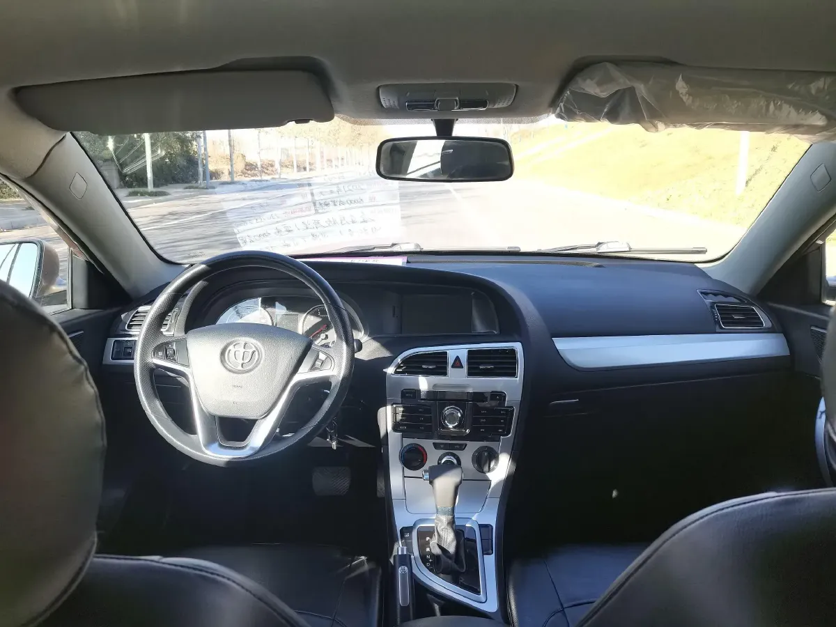 2017 Brilliance Auto H530 1.6L 118HP L4 5AT,autocango,china used car exporter,china ev exporter,chinese used car exporter,chinese used ev exporter