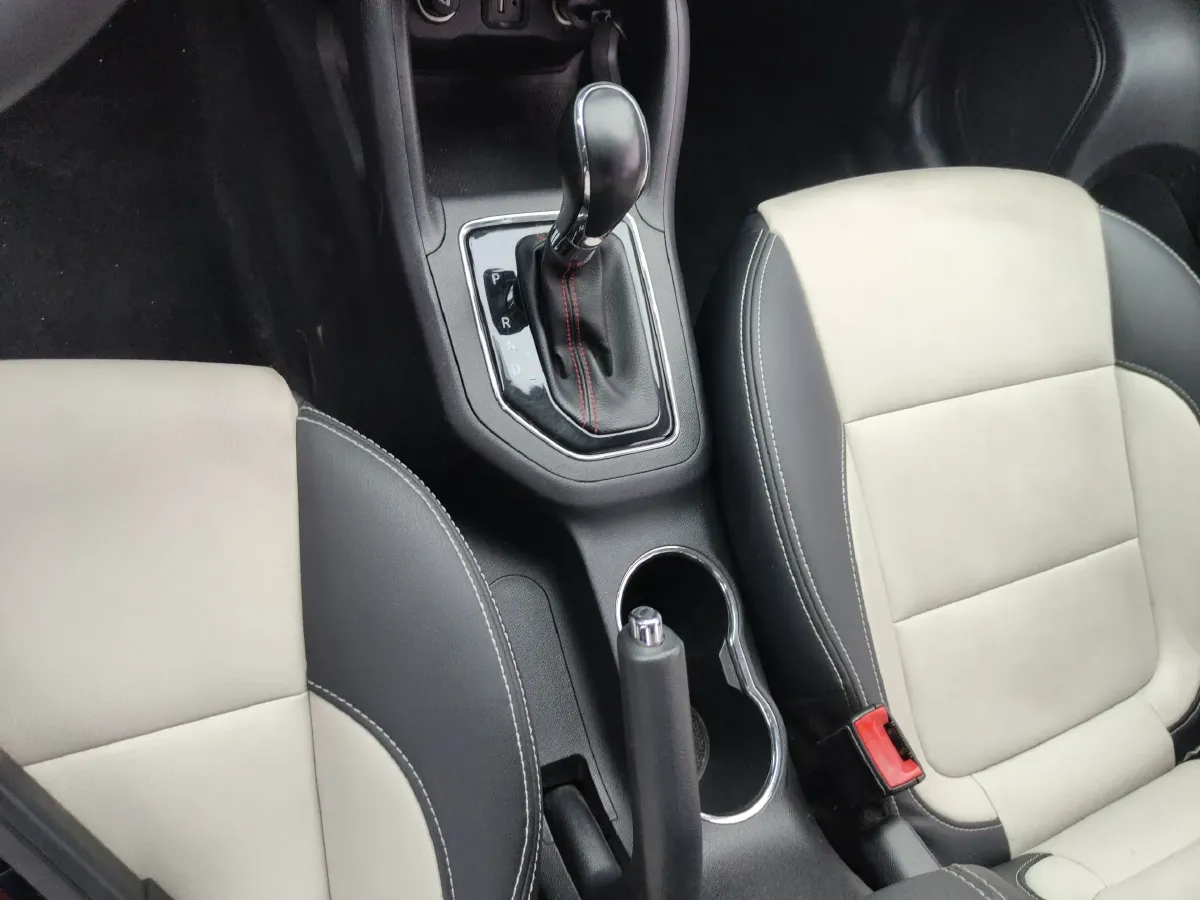 2017 ChangAn CS35 1.6L 125HP L4 4AT,autocango,china used car exporter,china ev exporter,chinese used car exporter,chinese used ev exporter