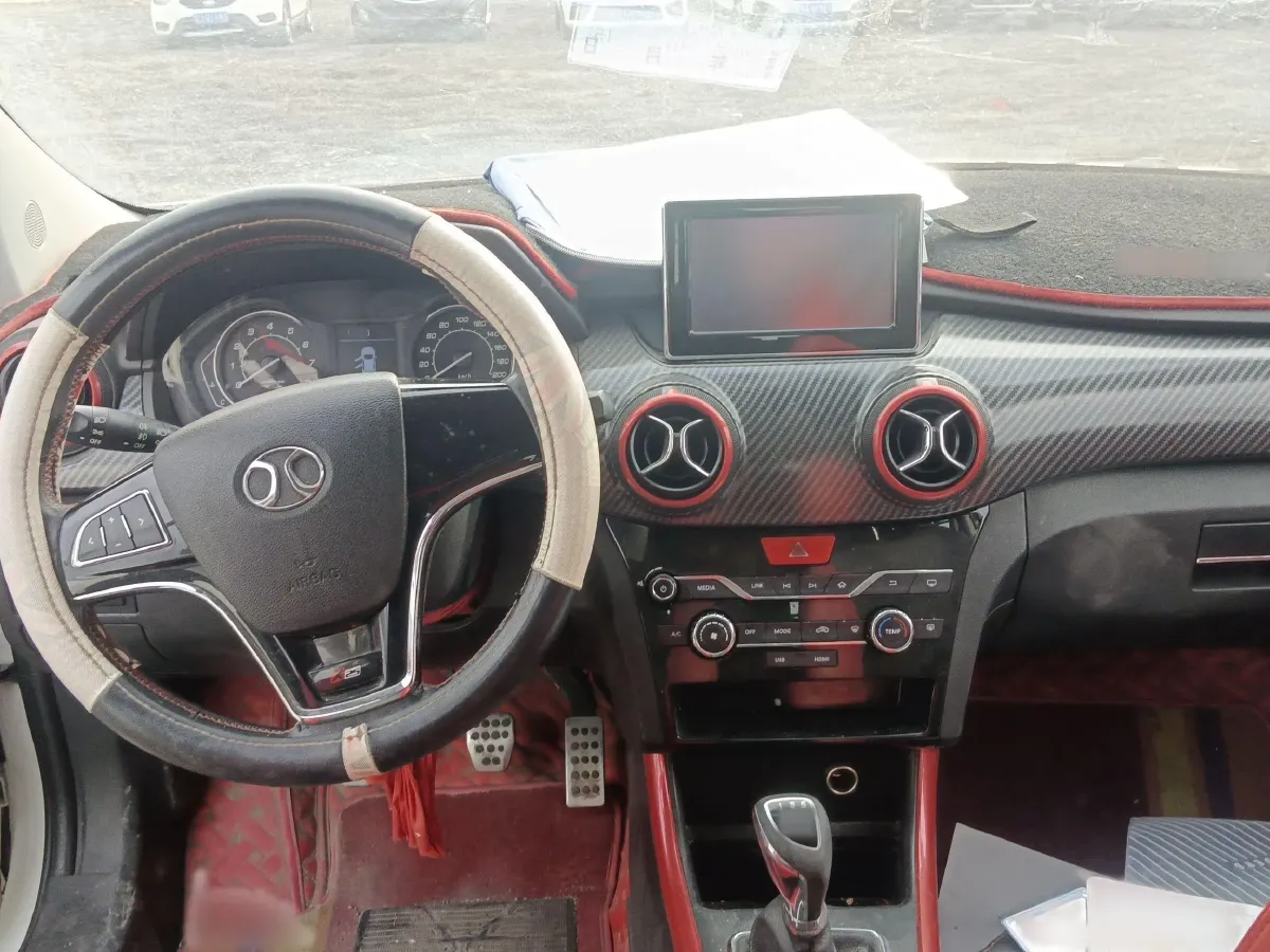 2015 BeiJing Auto Senova X25 1.5L 116HP L4 5MT,autocango,china used car exporter,china ev exporter,chinese used car exporter,chinese used ev exporter