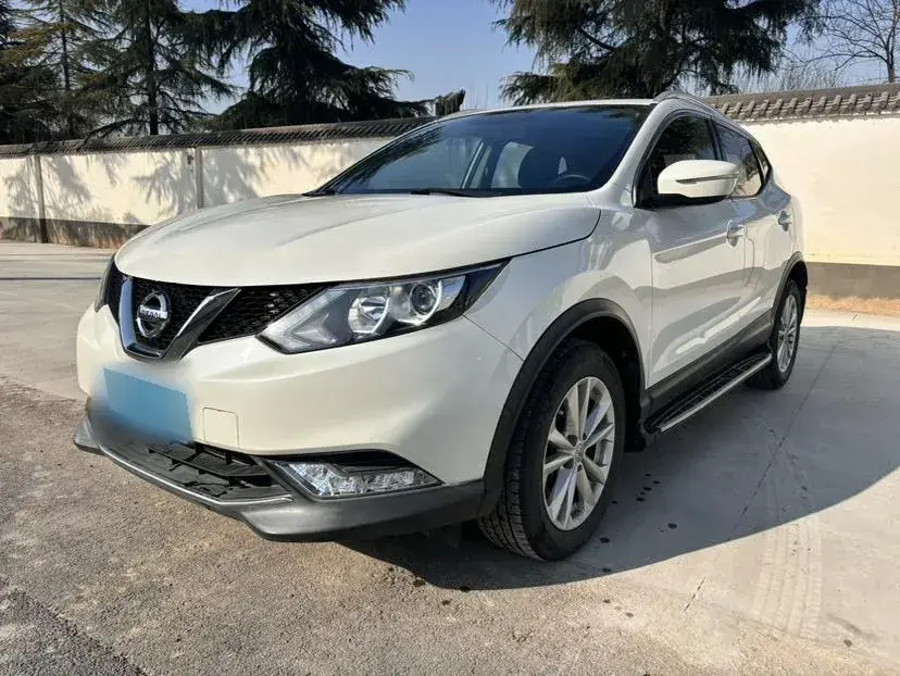 2016 Nissan Qashqai 2.0L 150HP L4 CVT