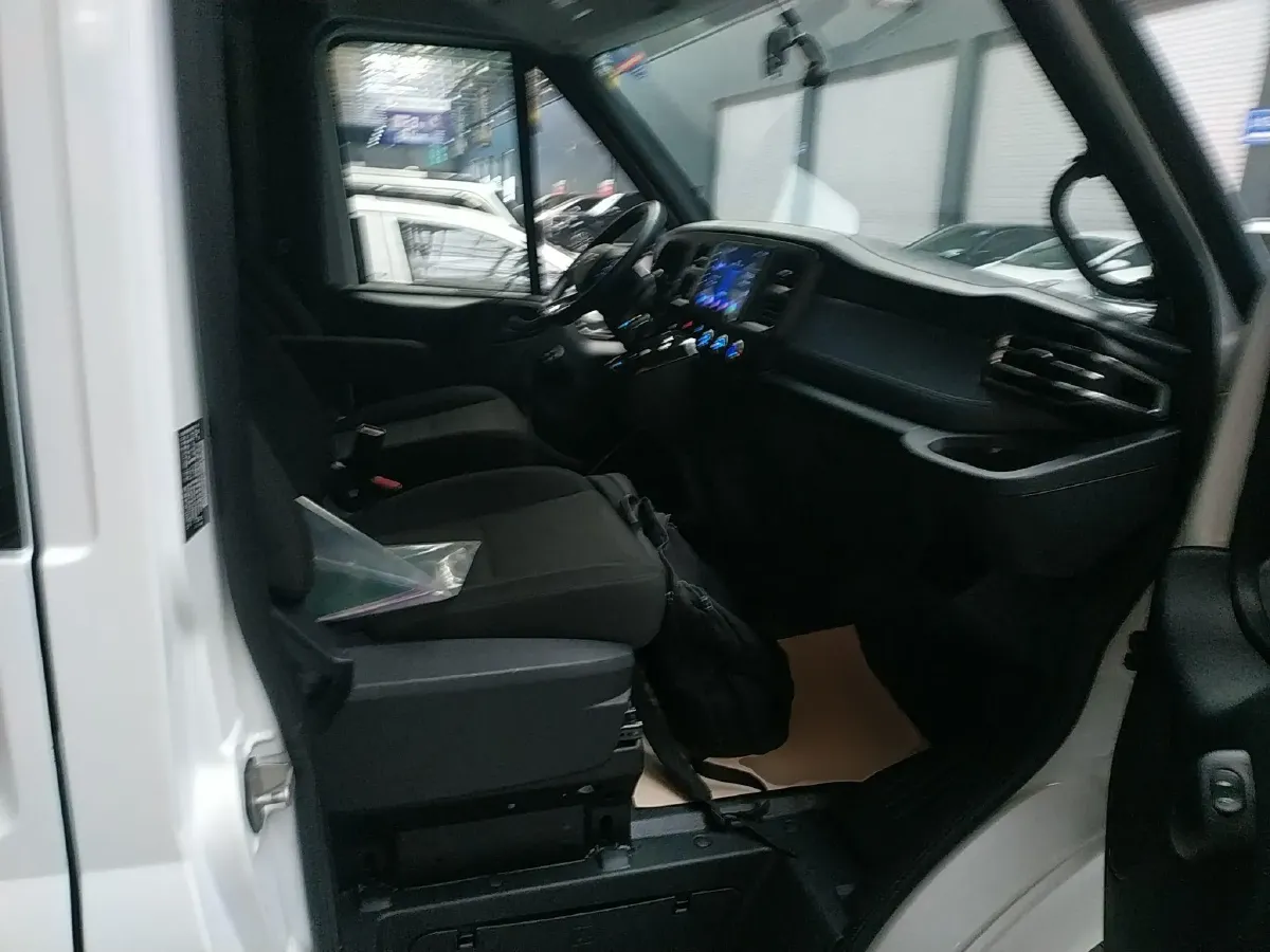 2023 JMC FuShun 2.0T 146HP L4 8AT,autocango,china used car exporter,china ev exporter,chinese used car exporter,chinese used ev exporter