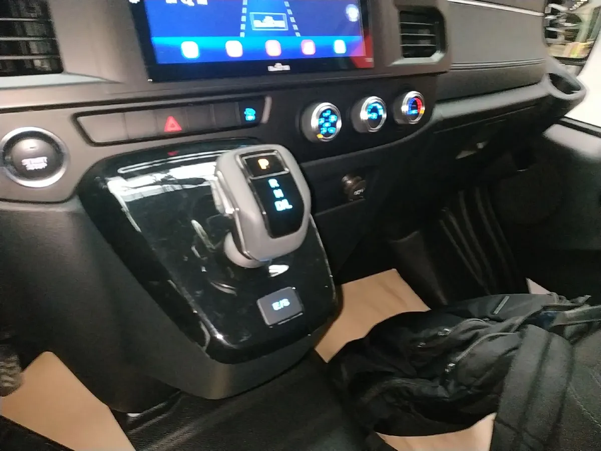 2023 JMC FuShun 2.0T 146HP L4 8AT,autocango,china used car exporter,china ev exporter,chinese used car exporter,chinese used ev exporter