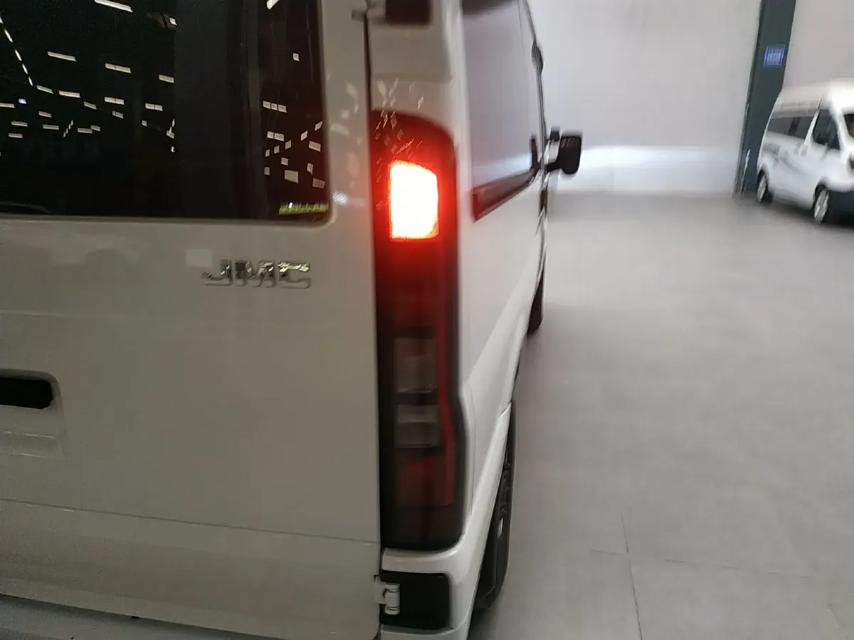 2023 JMC FuShun 2.0T 146HP L4 8AT,autocango,china used car exporter,china ev exporter,chinese used car exporter,chinese used ev exporter