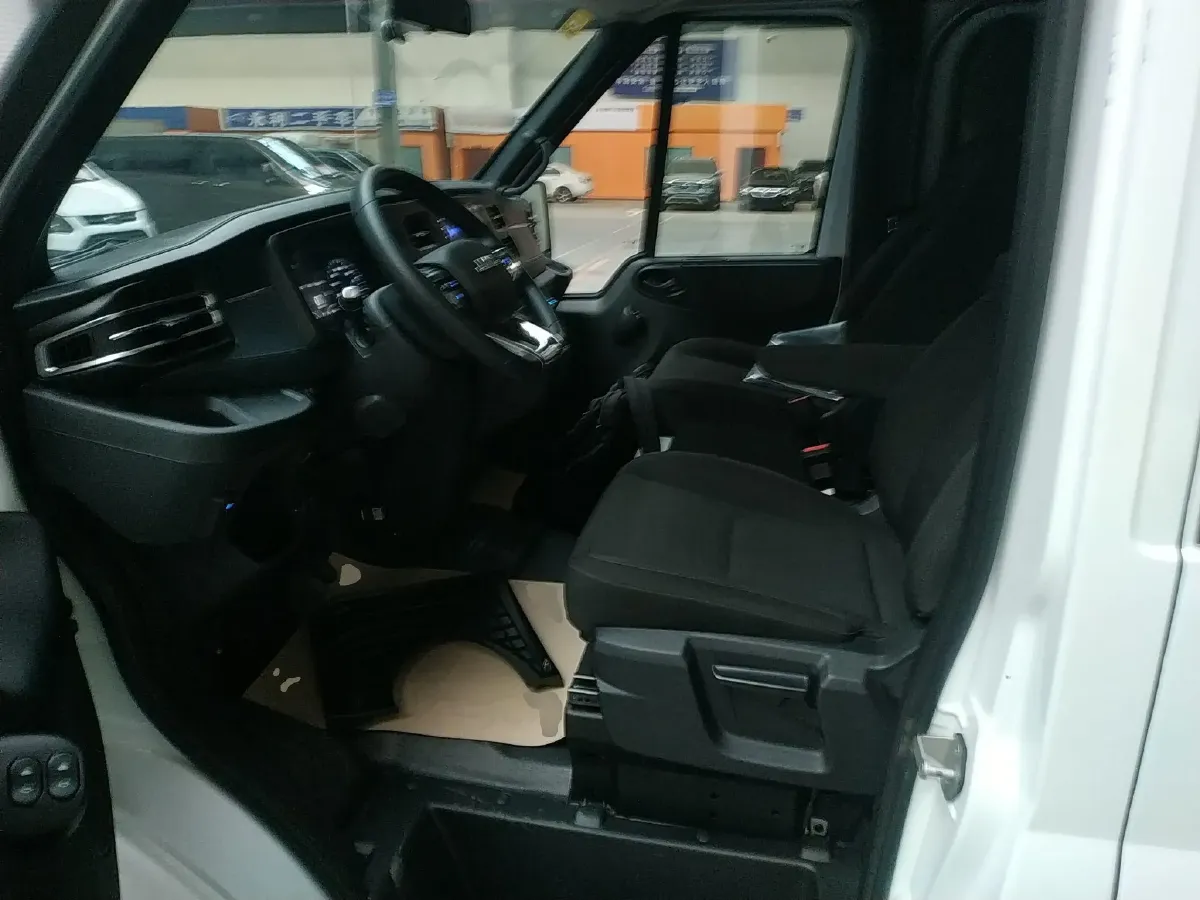 2023 JMC FuShun 2.0T 146HP L4 8AT,autocango,china used car exporter,china ev exporter,chinese used car exporter,chinese used ev exporter