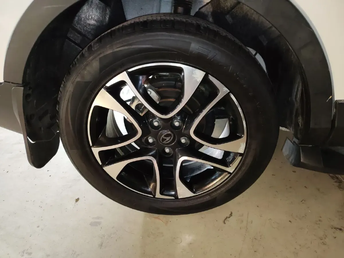 2017 Soueast DX7 1.5T 156HP L4 6MT,autocango,china used car exporter,china ev exporter,chinese used car exporter,chinese used ev exporter