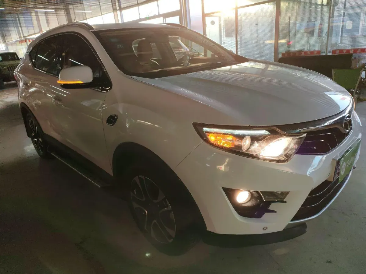 2017 Soueast DX7 1.5T 156HP L4 6MT,autocango,china used car exporter,china ev exporter,chinese used car exporter,chinese used ev exporter
