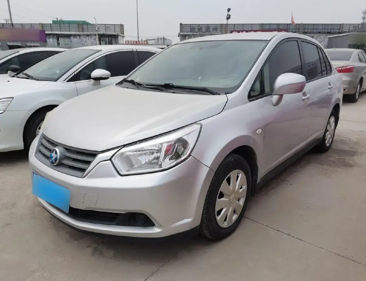 2013 Venucia D50 1.6L 117HP L4 4AT