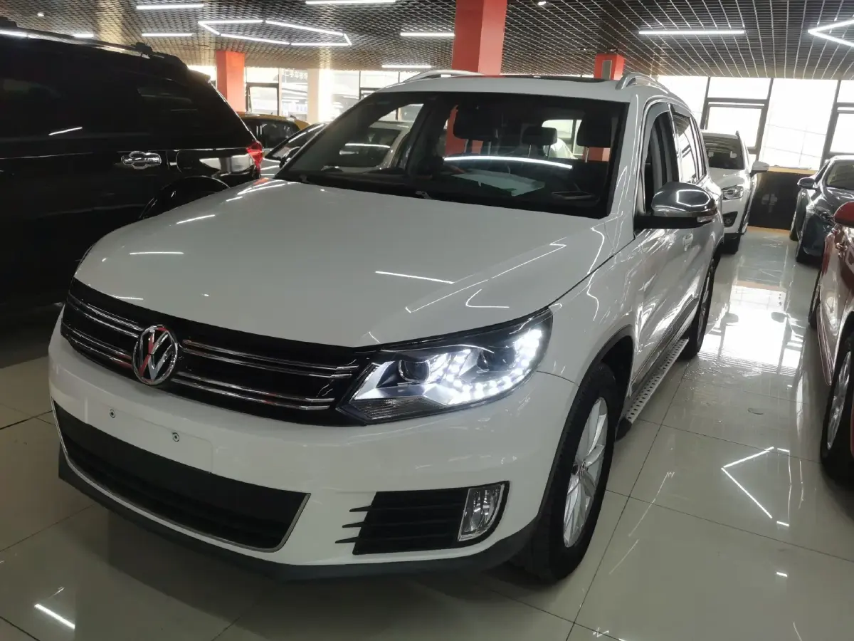 2015 Volkswagen Tiguan 1.8T 160HP L4 6MT