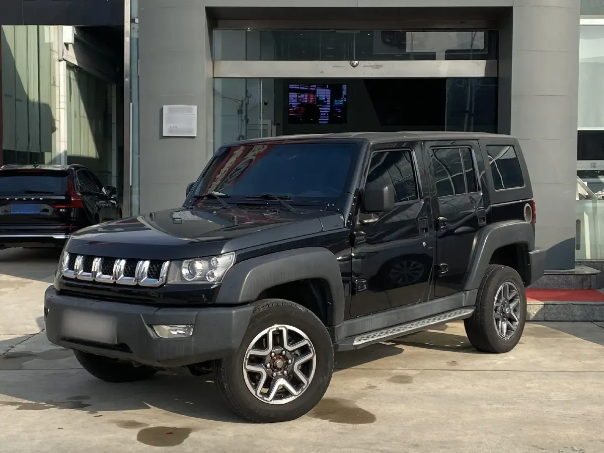 2016 BeiJing BJ40 2.3T 250HP L4 6AT
