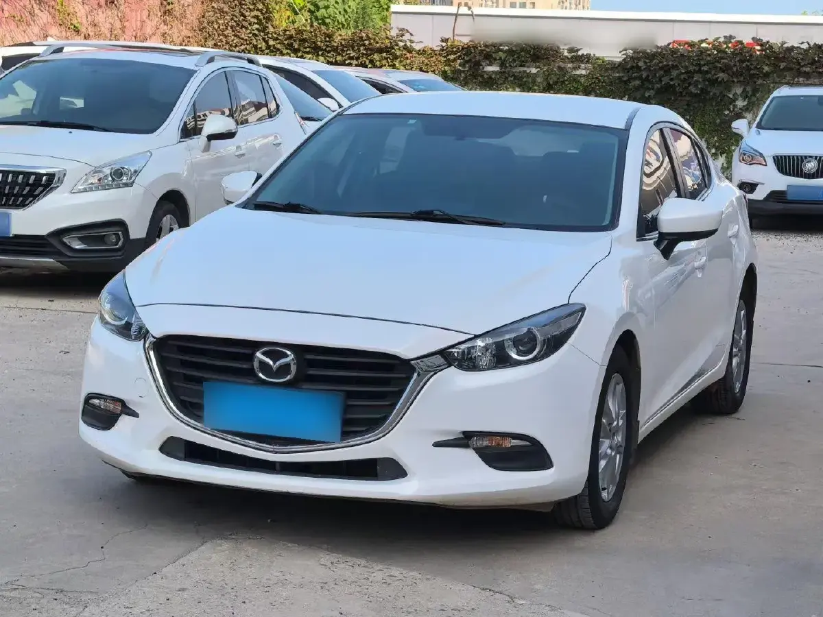 2017 Mazda 3 Axela 1.5L 117HP L4 6MT