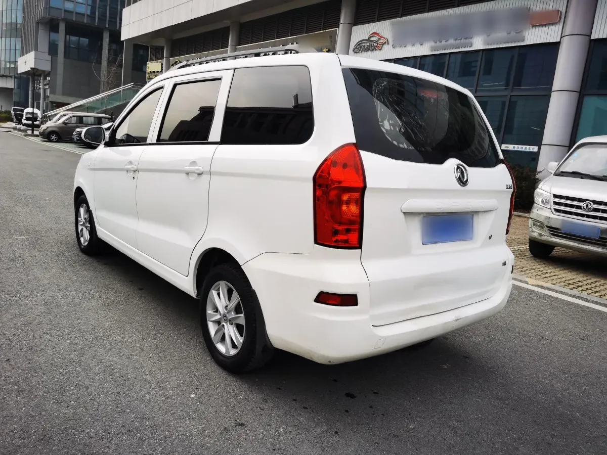 2019 DongFeng Fengon Fengon 330 1.5L 116HP L4 5MT,autocango,china used car exporter,china ev exporter,chinese used car exporter,chinese used ev exporter