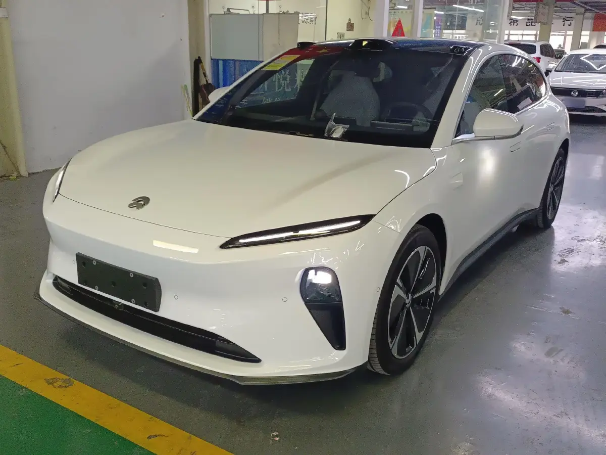 2024 NIO ET5T BEV 75KWH