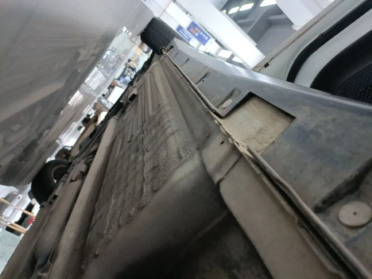 2018 Venucia D60 1.6L 126HP L4 5MT,autocango,china used car exporter,china ev exporter,chinese used car exporter,chinese used ev exporter