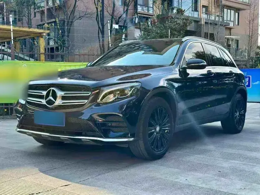 2017 Mercedes-Benz GLC Class 2.0T 211HP L4 9AT