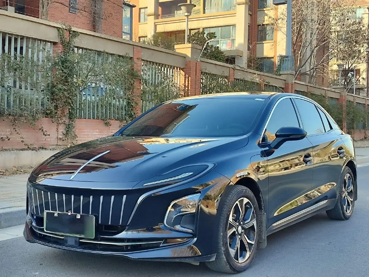 2023 HongQi E-QM5 BEV 54KWH