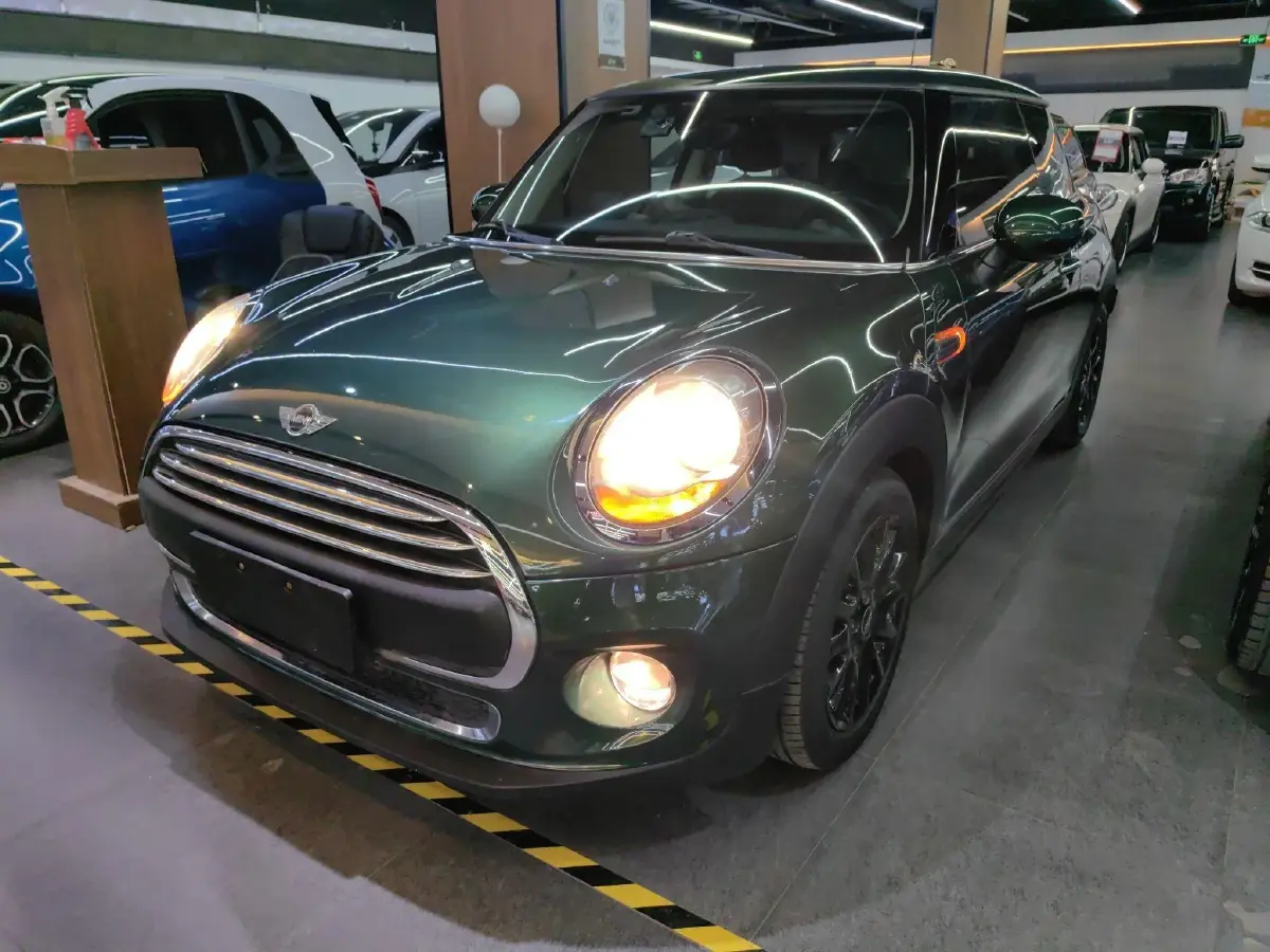 2014 MINI MINI 1.2T 102HP L3 6AT