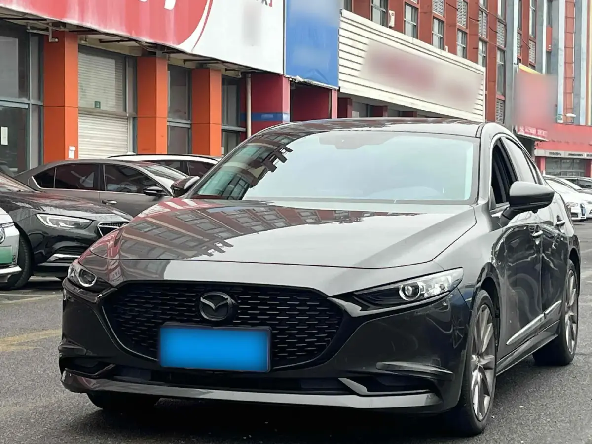 2021 Mazda 3 Axela 2.0L 158HP L4 6AT