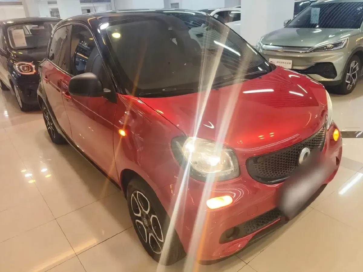 2018 Smart smart forfour 1.0L 71HP L3 6DCT,autocango,china used car exporter,china ev exporter,chinese used car exporter,chinese used ev exporter