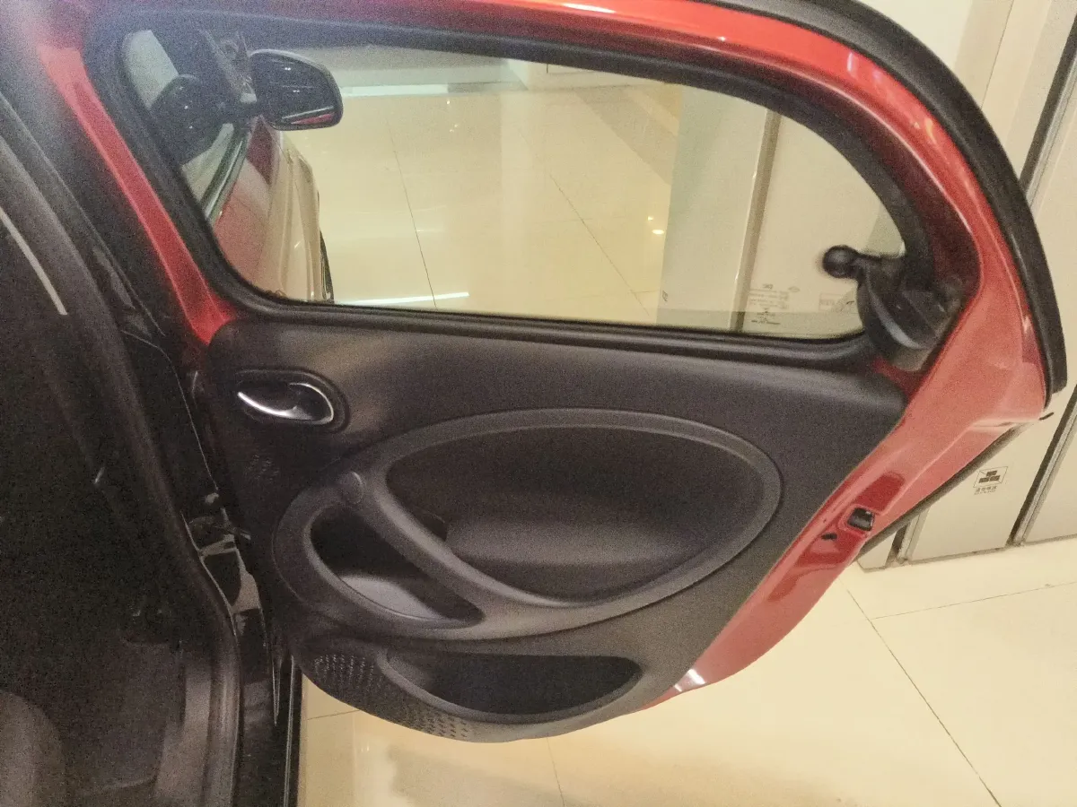 2018 Smart smart forfour 1.0L 71HP L3 6DCT,autocango,china used car exporter,china ev exporter,chinese used car exporter,chinese used ev exporter