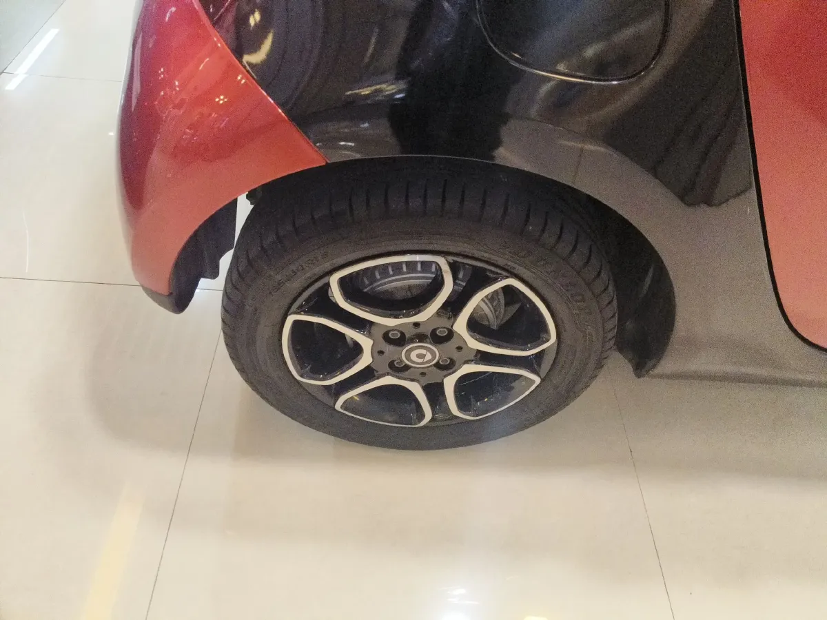 2018 Smart smart forfour 1.0L 71HP L3 6DCT,autocango,china used car exporter,china ev exporter,chinese used car exporter,chinese used ev exporter