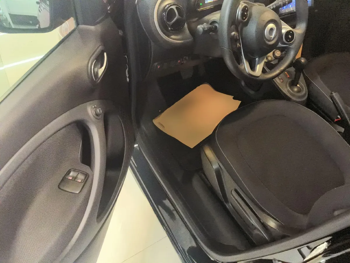 2018 Smart smart forfour 1.0L 71HP L3 6DCT,autocango,china used car exporter,china ev exporter,chinese used car exporter,chinese used ev exporter