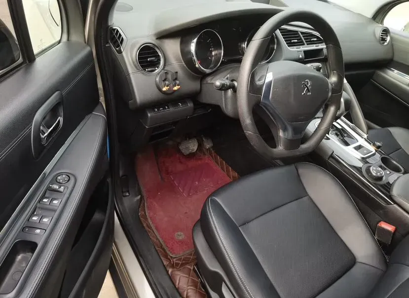2015 Peugeot 3008 1.6T 167HP L4 6AT,autocango,china used car exporter,china ev exporter,chinese used car exporter,chinese used ev exporter