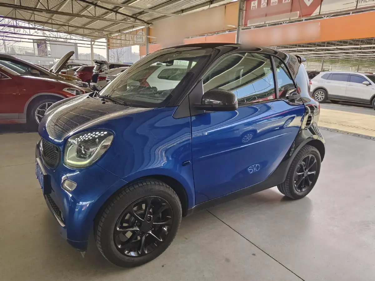 2015 Smart smart fortwo 1.0L 71HP L3 6DCT
