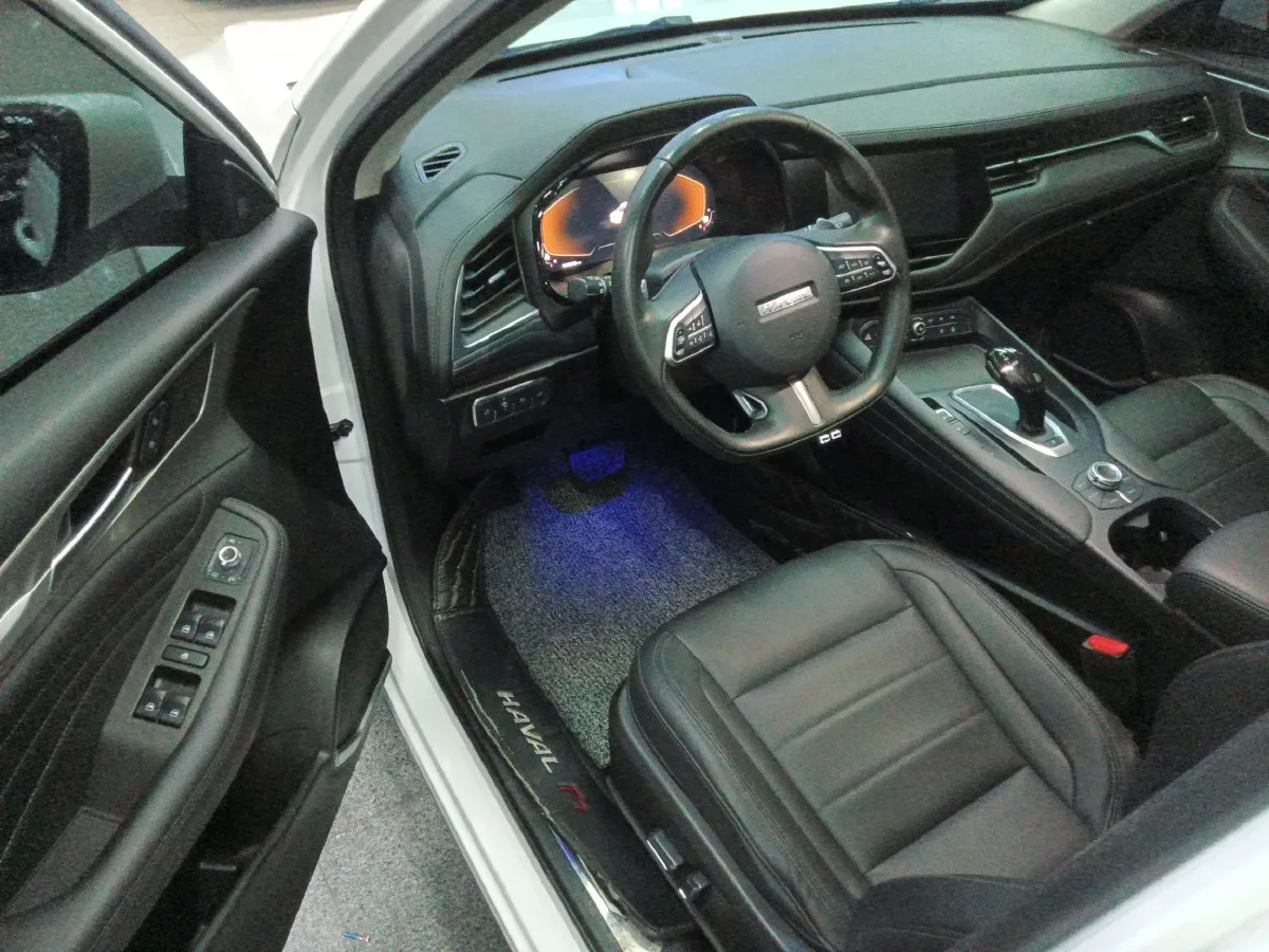 2020 Haval F7 2.0T 224HP L4 7DCT,autocango,china used car exporter,china ev exporter,chinese used car exporter,chinese used ev exporter