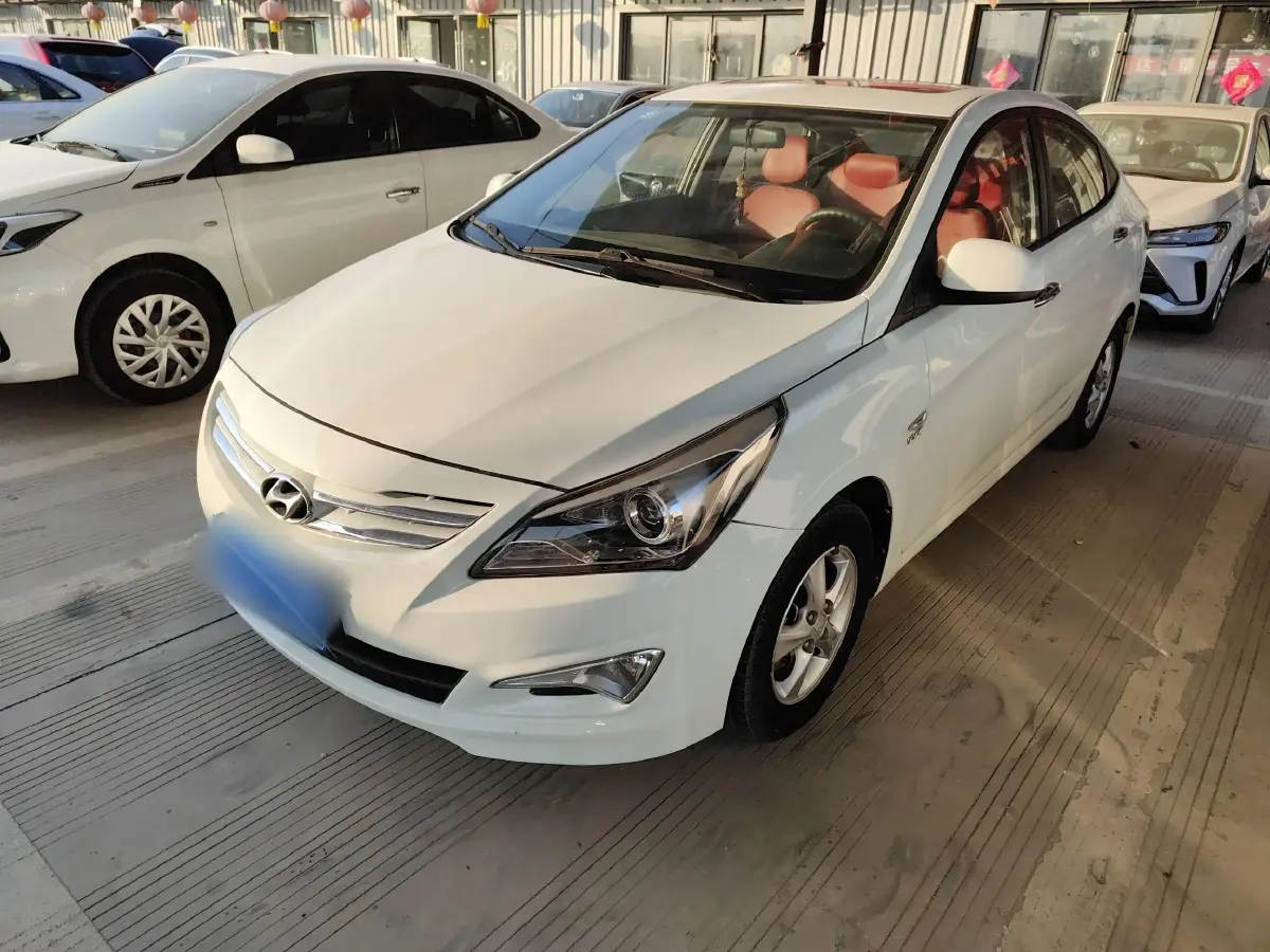 2014 Hyundai Reina 1.4L 107HP L4 4AT