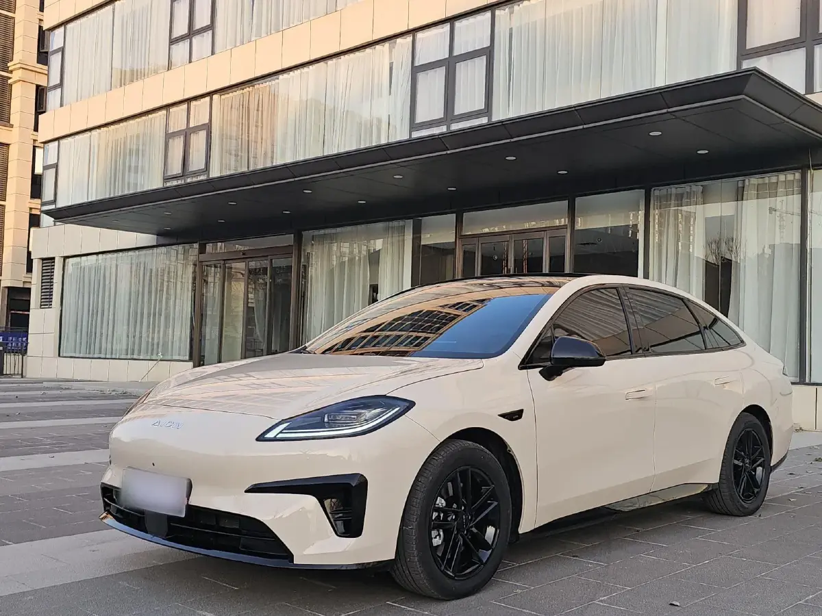 2025 Aion AION RT BEV 68.1KWH