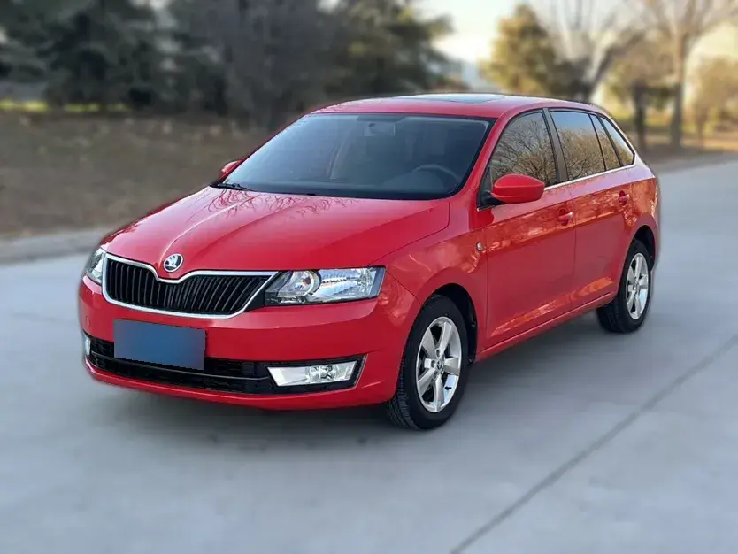 2016 Skoda Rapid Spaceback 1.6L 110HP L4 6AT