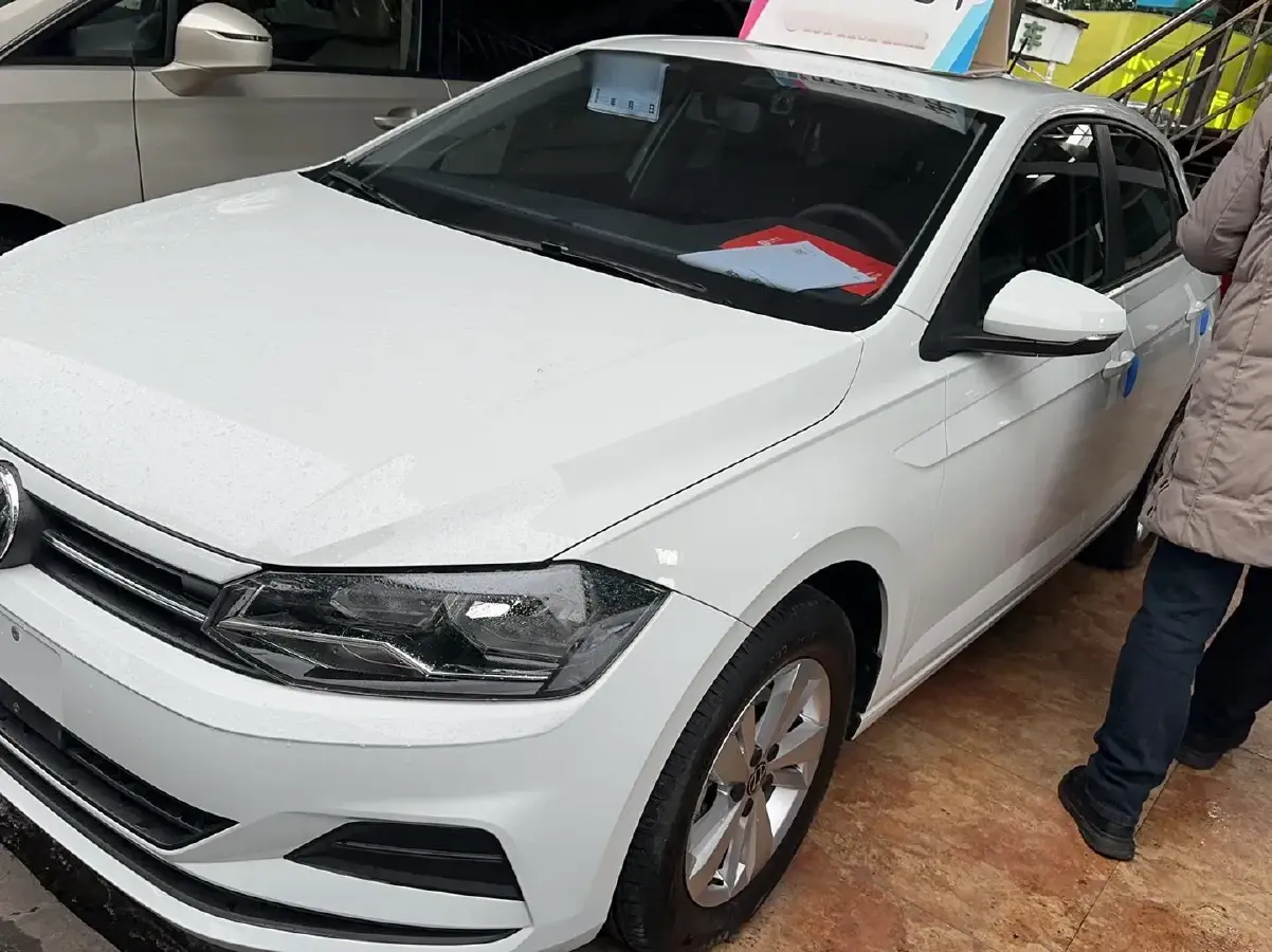 2023 Volkswagen Polo 1.5L 110HP L4 6AT