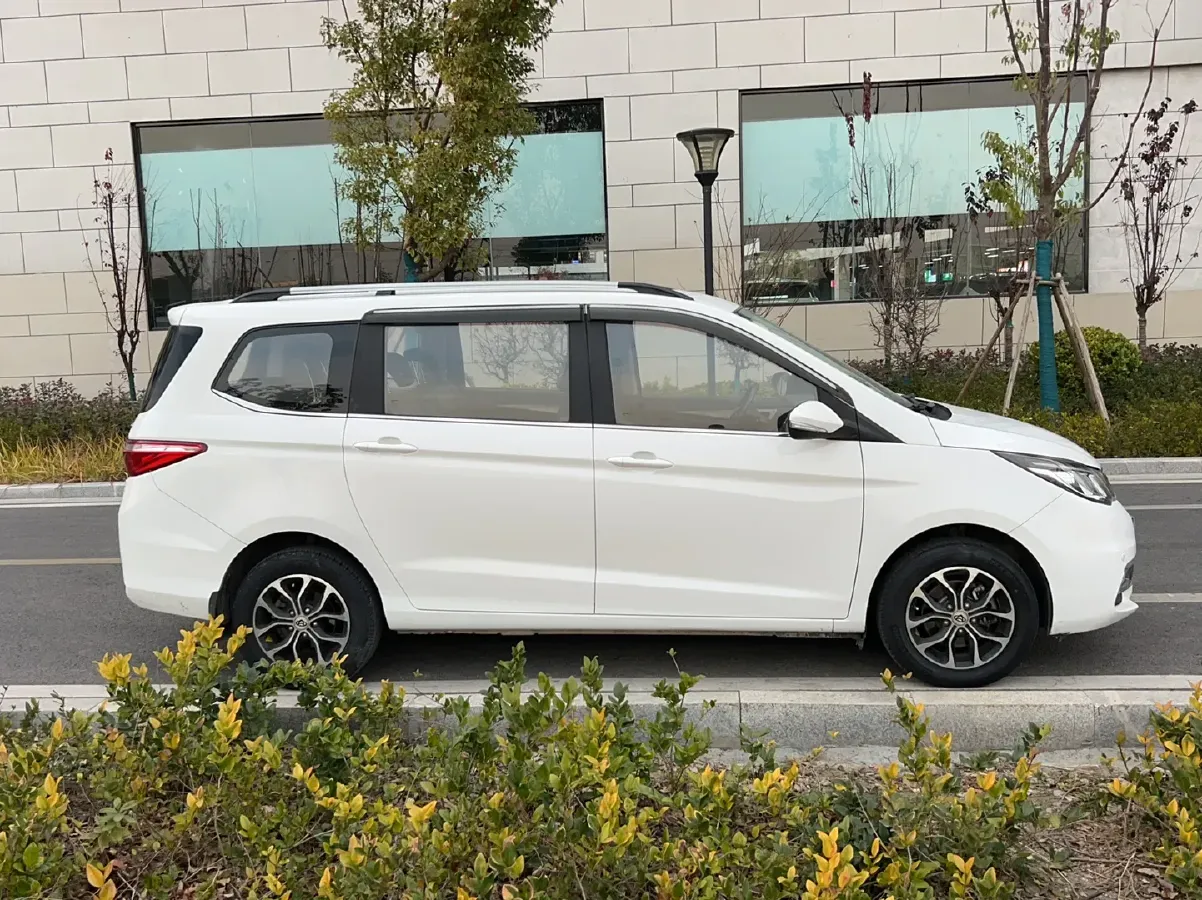 2016 ChangAn Kaicene A600 1.5L 114HP L4 5MT,autocango,china used car exporter,china ev exporter,chinese used car exporter,chinese used ev exporter