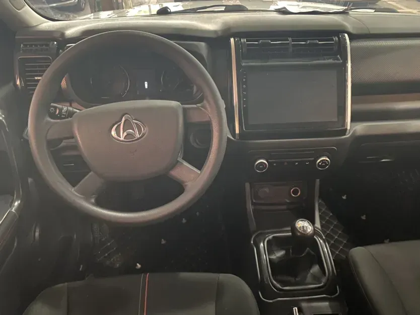 2020 ChangAn Oshan X70A 1.5L 107HP L4 5MT,autocango,china used car exporter,china ev exporter,chinese used car exporter,chinese used ev exporter