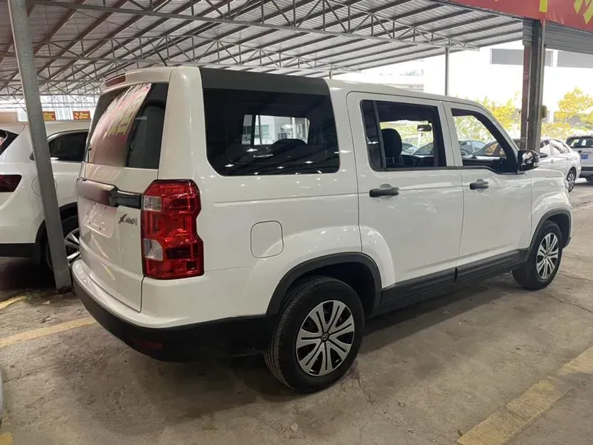 2020 ChangAn Oshan X70A 1.5L 107HP L4 5MT,autocango,china used car exporter,china ev exporter,chinese used car exporter,chinese used ev exporter