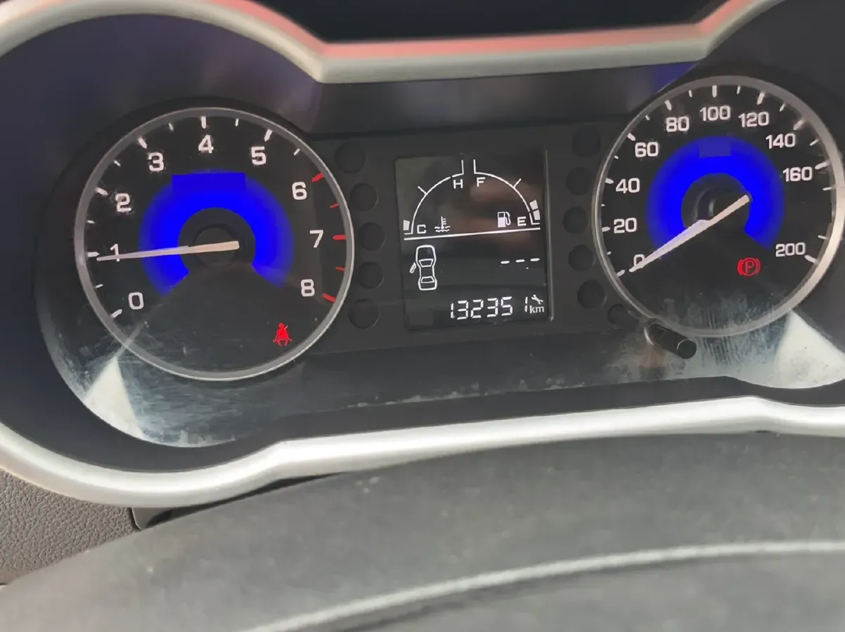 2014 DongFeng Aeolus A30 1.5L 116HP L4 5MT,autocango,china used car exporter,china ev exporter,chinese used car exporter,chinese used ev exporter