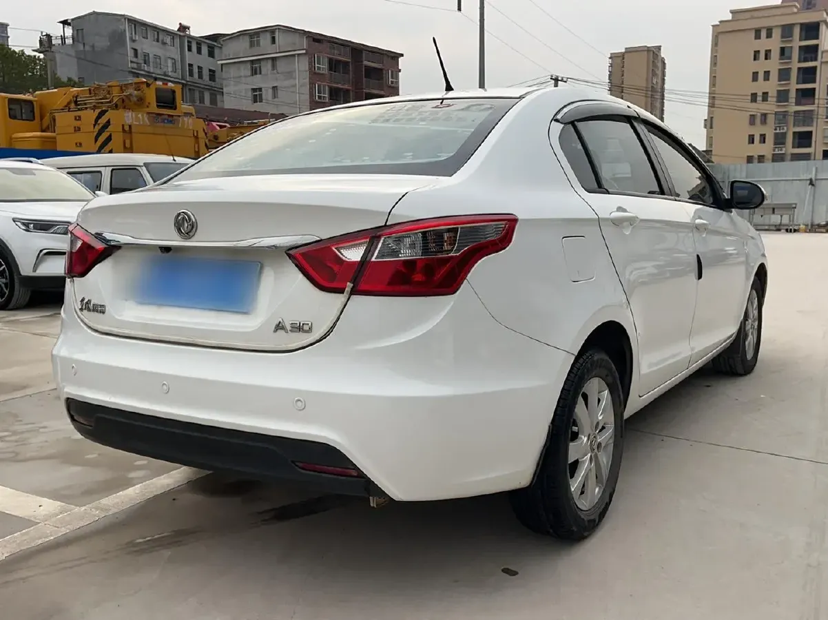 2014 DongFeng Aeolus A30 1.5L 116HP L4 5MT,autocango,china used car exporter,china ev exporter,chinese used car exporter,chinese used ev exporter