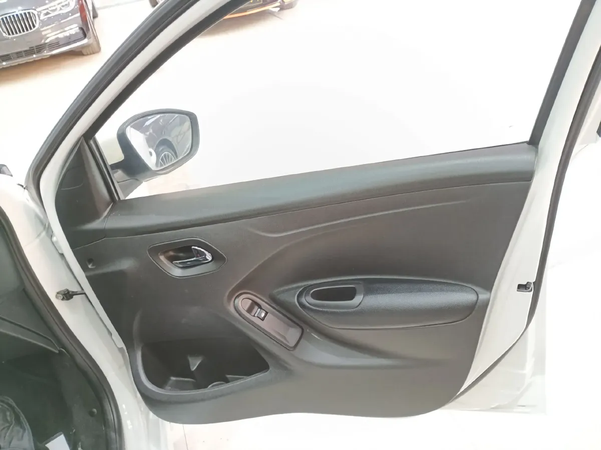 2014 Peugeot 301 1.6L 117HP L4 4AT,autocango,china used car exporter,china ev exporter,chinese used car exporter,chinese used ev exporter