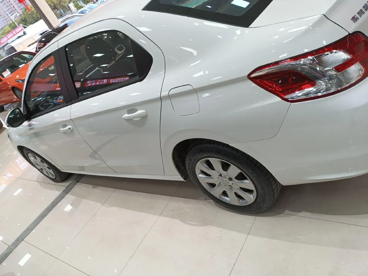 2014 Peugeot 301 1.6L 117HP L4 4AT,autocango,china used car exporter,china ev exporter,chinese used car exporter,chinese used ev exporter