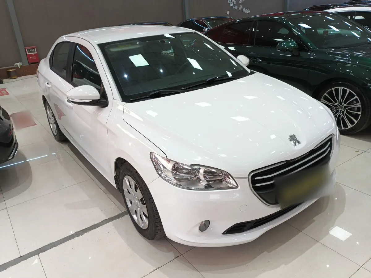 2014 Peugeot 301 1.6L 117HP L4 4AT,autocango,china used car exporter,china ev exporter,chinese used car exporter,chinese used ev exporter