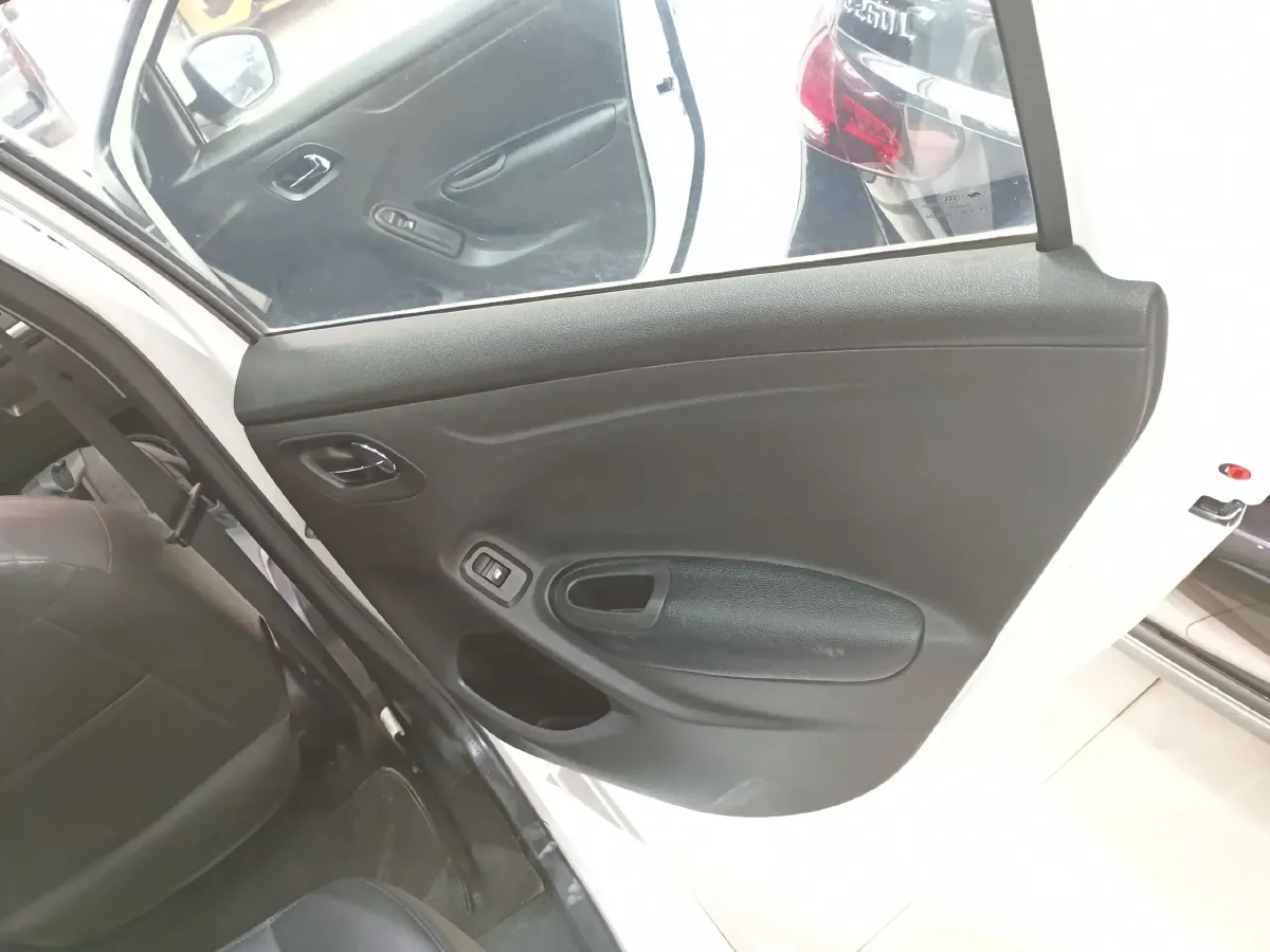 2014 Peugeot 301 1.6L 117HP L4 4AT,autocango,china used car exporter,china ev exporter,chinese used car exporter,chinese used ev exporter