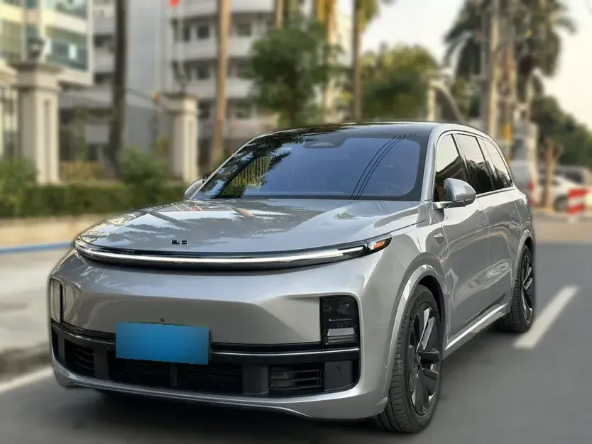 2023 Li L9 Range Extended 154HP REEV 42.6KWH